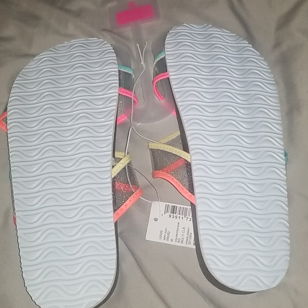 Sandals - Picture 2 of 2